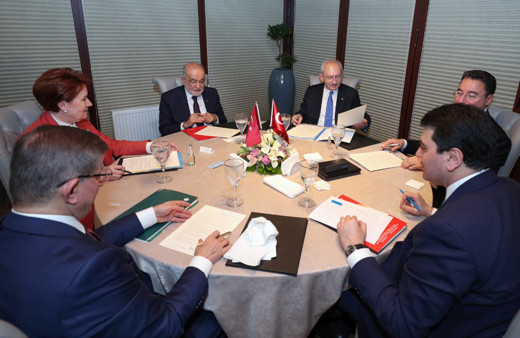 Muhalefetin yeni altılı buluşmasının tarihi belli Babacan öncesinde tek tek ziyaret edecek