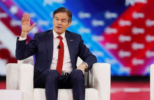 Mehmet Öz'ün başörtülü kadınlarla fotoğrafı dert oldu! Dr. Mehmet Öz'ü Trump'a şikayet ettiler