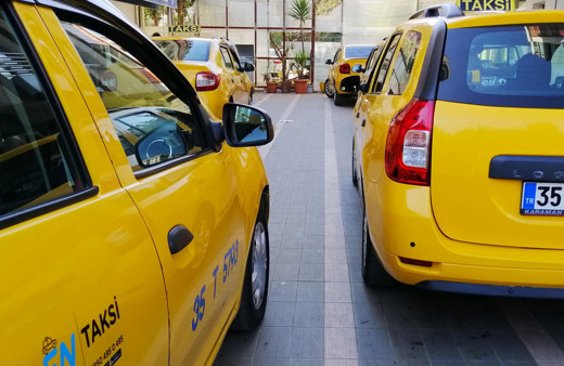 İzmir'de taksi ücretlerine inanılmaz zam! İndi bindi bile 20 lira oldu