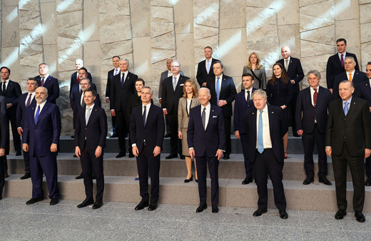 NATO'nun tarihi Liderler Zirvesi başladı Cumhurbaşkanı Erdoğan da orada! Türkiye çözüm için devrede