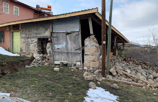 Çankırı'da toprak kayması! Çok sayıda ev tahliye edildi