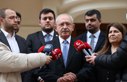 Kemal Kılıçdaroğlu FETÖ kumpasında intihar eden sembol ismin evini ziyaret etti Ali Babacan'a cevap mı?