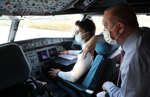 Cumhurbaşkanı Erdoğan ile pilotlar arasında dikkat çeken diyalog! Daha iyi olmaz mıydı?