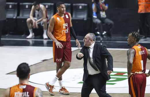 Galatasaray basketbol derbisinde Beşiktaş'ı devirdi