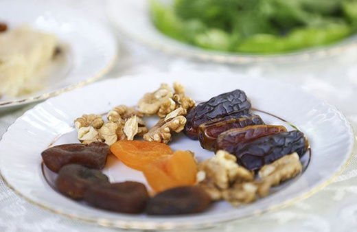 Ramazan'da nasıl beslenmeli? Sahurda ve iftarda bunları tüketin