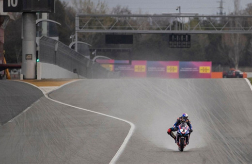 Toprak Razgatlıoğlu Barselona'da yapılan testlerin en hızlısı oldu
