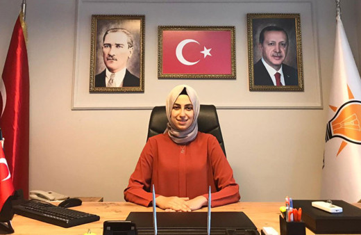 AK Parti'de istifa! İBB'nin AK Partili Meclis Üyesi 'Adaletten uzaklaşma ve liyakatsizlik' deyip istifa etti