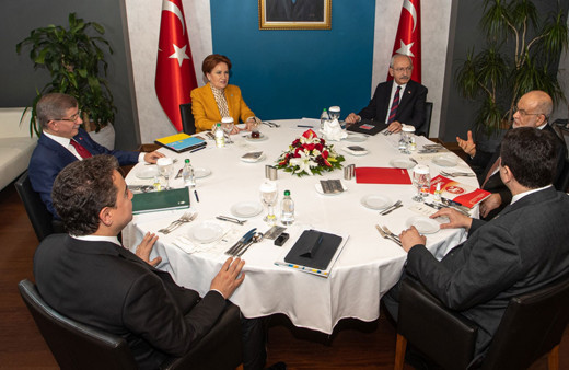 6'lı Masa Ali Babacan'ın ev sahipliğinde ikinci kez toplandı! Siyasi mühendislik çabaları masayı dağıtamaz