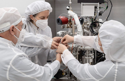 Ay'dan getirilen örnekler 50 yıl sonra açılıp incelendi NASA yetkilisi konuştu