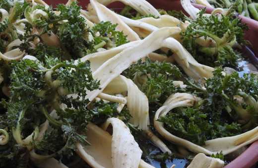 Profesör doktor otu deniyor! Fiyatını duyan şaştı kaldı: Etle yarışıyor