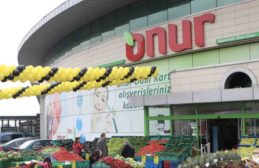 Nimet ve Bereket iki şeçenek var Onur Market Ramazan erzak kolisi fiyatı bütçeye uygun