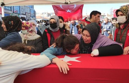 Kalp krizinden vefat eden astsubaya Kayseri'de acı veda