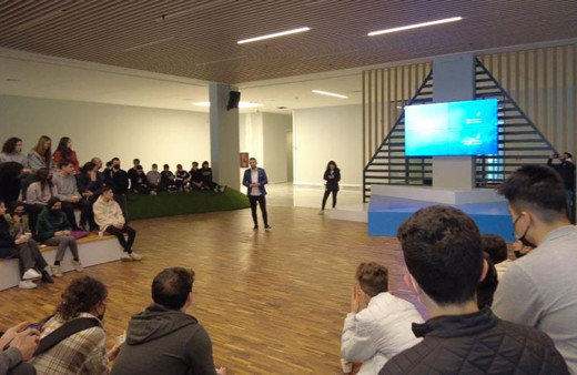 Geleceğin yazılımcıları Bilişim Vadisi’ni gezdi