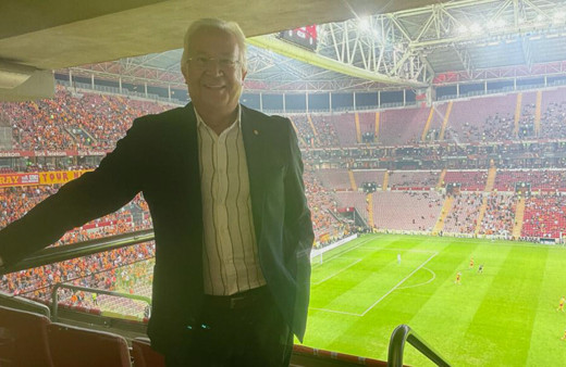 Galatasaray'da Eşref Hamamcıoğlu başkan adaylığını açıkladı