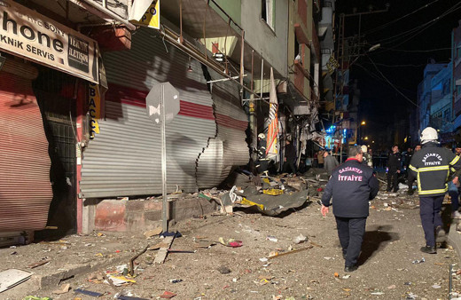 Gaziantep'te patlama oldu! Ortalık savaş alanına döndü 2 kişi yaralandı