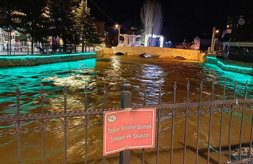 Konya'daki Çarşamba Çayı'nda su seviyesi kritik seviyeye yükseldi