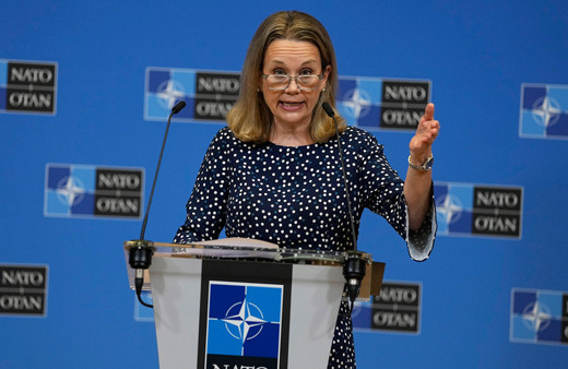 NATO: Rusya'nın savaş suçları için kanıt topluyoruz