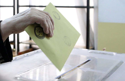 Cüneyt Özdemir 400 bin kişilik anket yaptı Erdoğan'ın karşısına aday olarak yüzde 66.4 onun ismi çıktı