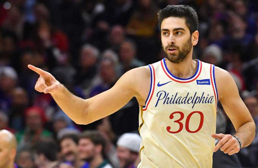 Furkan Korkmaz sıfır çekti takımın yıldızı Joel Embiid sayı attı