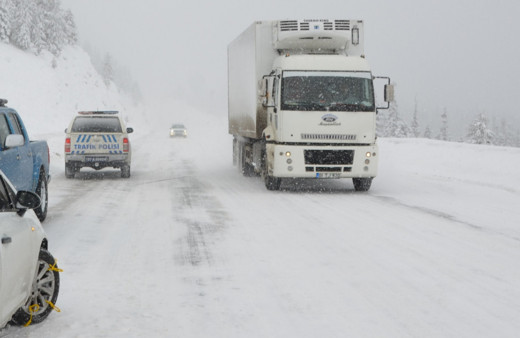 Antalya'ya nisan ayında kar yağdı