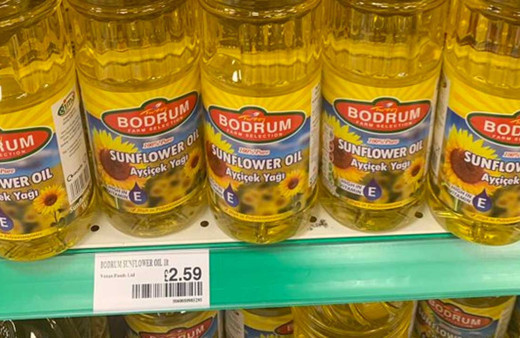 Ayçiçek yağı fiyatları gündem oldu Avrupa'da bakın kaç lira? Bir gurbetçi paylaştı İngiliz 4'e katladı