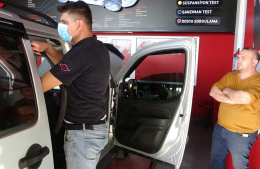 İkinci el araç aldı rüyasında gördü soluğu ekspertizde aldı hayatının şokunu yaşadı