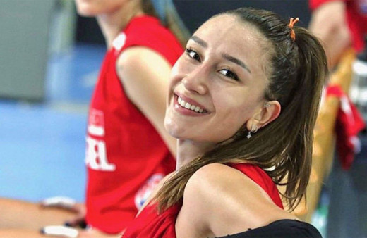 Milli yıldız Hande Baladın, omirilik felçliler, koşamayanlar için koşacak