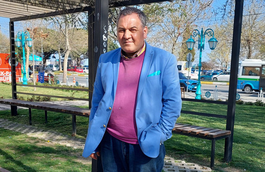 35 yılda 6 albüm, 21 klip yaptı şöhreti yakalayamadı her ünlüyle fotoğrafı var