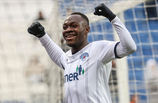 Kasımpaşalı Muleka Süper Lig'e hızlı girdi: 9 maçta 9 gol