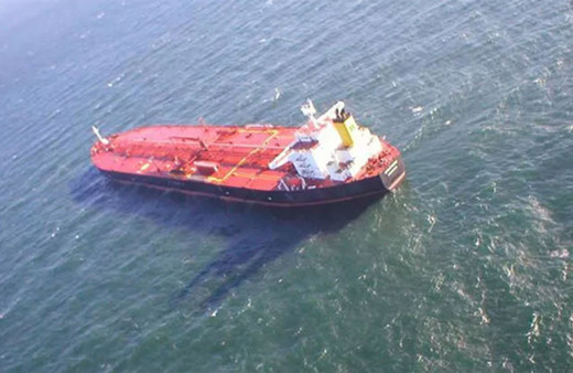 Son dakika Yunanistan, Rus petrol tankerine el koydu!