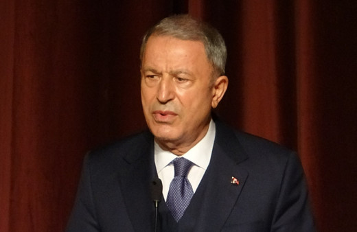 Bakan Akar'dan Pençe Kilit açıklaması: Terör yuvalarının kilitleri tek tek parçalanıyor