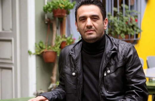 Usta edebiyatçı Bülent Parlak hayatını kaybetti! Son paylaşımı yürekleri burktu