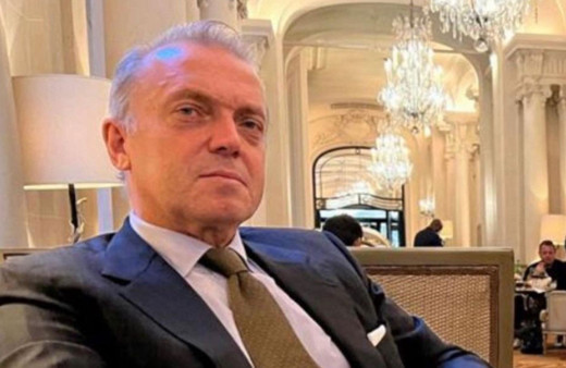 Firari Cem Uzan'dan şifreli 'Gibi' dizisi paylaşımı! Uzan, kendine 'ayı' mı dedi?