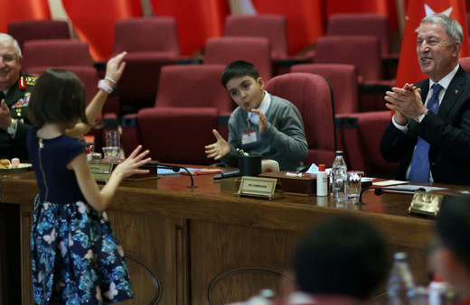 Milli Savunma Bakanlığı'nda çocuk sesleri hem neşeli hem duygulu anlar yaşandı