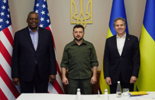 ABD'li bakanlar Kiev'de Zelenski  ile görüştü