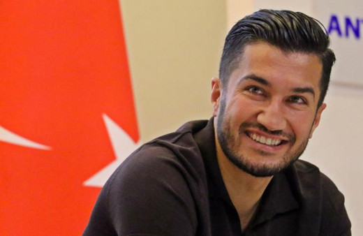 Nuri Şahin'e  '50 milyon Euro transfer limiti verilse, hangi oyuncuyu almak isterdiniz?' soruldu