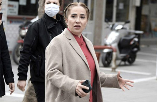 Funda Kocabıyık kimdir aslen nereli kaç yaşında? Funda Kocabıyık evli mi?