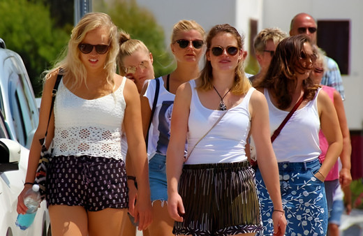 Türkiye'nin turizm başarısı dert oldu: Rus ve Ukraynalılar aynı otobüse binebilir mi?