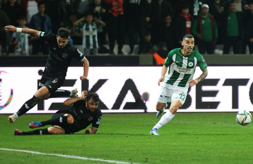 Adana Demirspor'u deviren Giresunspor ligde kalmayı garantiledi