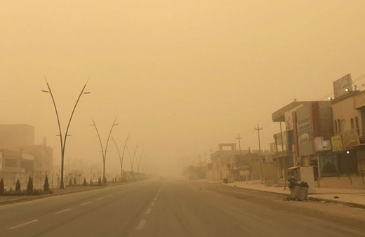 Kum fırtınası hayatı felç etti! Nefes alınmıyor onlarca kişi 'boğulma' şikayetiyle hastaneye koştu