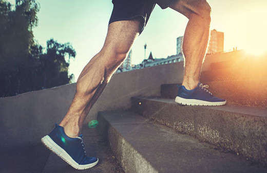 Yıllardır yanlış biliyormuşuz! Merdiven inmek mi yoksa çıkmak mı daha faydalı?