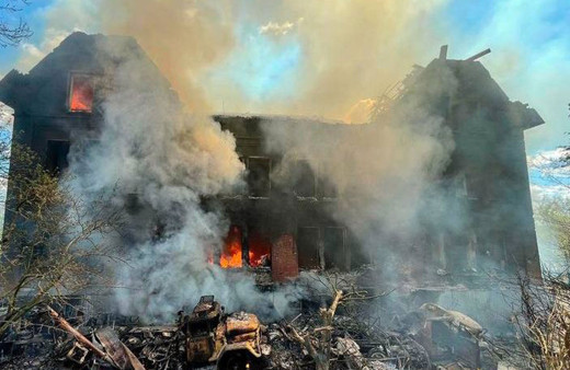 Rusya yine sivilleri vurdu. Bu sefer hedef 100 yıllık tarihi okul oldu