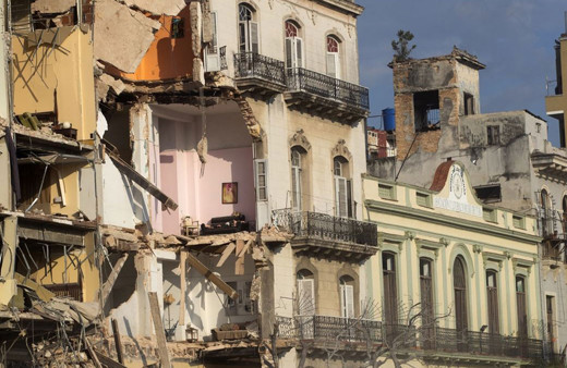 Otelde meydana gelen patlamada 18'e kişi hayatını kaybetti