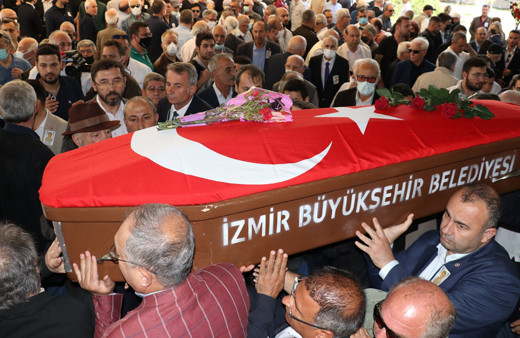 Eski CHP İzmir Milletvekili Canan Arıtman son yolculuğuna uğurlandı
