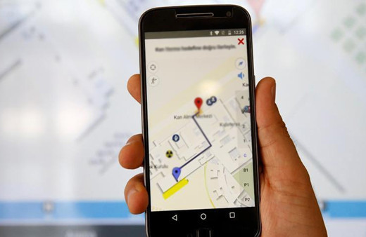 Kentin her yerine para sakladı! Herkes sokaklara döküldü