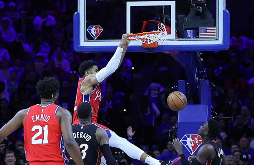 NBA'de Sixers ve Mavericks, serilerinde eşitliği yakaladı Furkan Korkmaz süre alamadı
