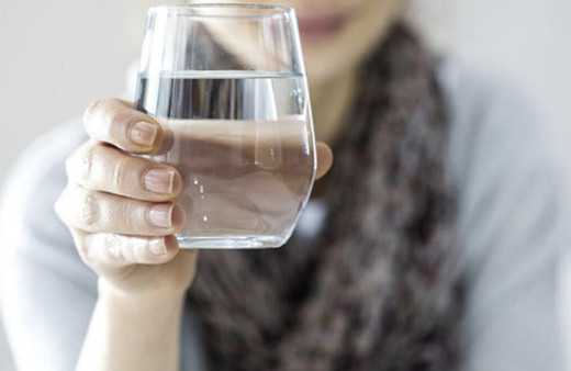 Su diyeti nedir nasıl yapılır 1 haftada 8 kilo verdiriyor örnek diyet programı