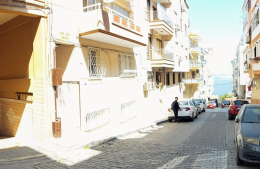 İzmir'de bakıcı dehşeti! Tartışma korkunç bitti kanlar içinde yere yığıldı