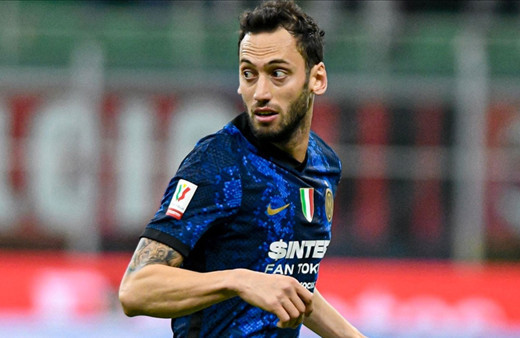 Hakan Çalhanoğlu'nun penaltı atışı İtalya basınında gündem oldu