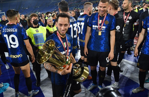 Hakan Çalhanoğlu gol attı Inter, İtalya Kupası'nı kazandı